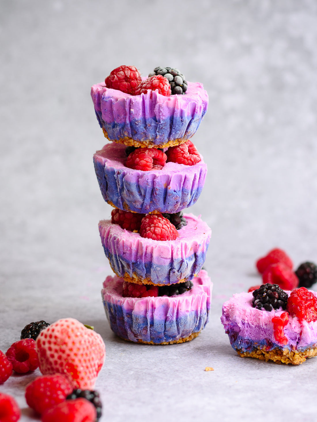 Mini frozen berry & yoghurt cheesecakes